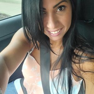 Meet your Posher, Rux